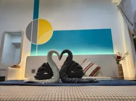 K Avenue Designer Studios by MLH Luxury Suites