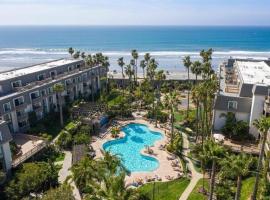 SolMar Vista - 2BR 2BA Oceanview Condo at North Coast Village - Heated Pools, Hot Tubs, Steps to Beach, Oceanside Pier & Harbor, khách sạn ở Oceanside