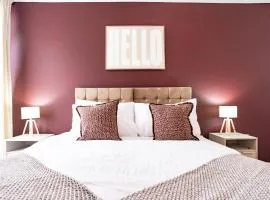 The Seaside Loft | Sleeps 6 | Central Folkestone