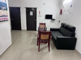 2bhk Home Stay villa near rock beach, hotel din Pondicherry