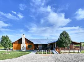 Gateway Gathering - House โรงแรมในLuckenbach