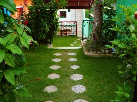 Village vila verde, khách sạn ở Itaitu