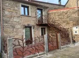 O LAR DE ROMARÍS I - O LAR DE ROMARÍS II