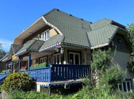 Spacious Muskoka Chalet , Game Room & Family Retreat, готель у місті Паррі-Саунд