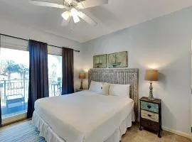 Inn at Seacrest #206