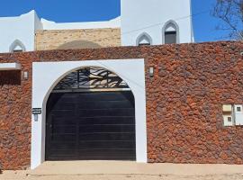 RoK Guelwar Guesthouse, Hotel in Ouoran