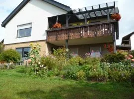 Ferienwohnung Blumenwiese