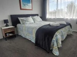 Fantastic Two Bedroom Unit