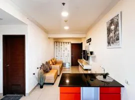 3BRplus Sudirman Suites Apartemen by Your Home