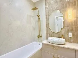 Stylish apartment in the city center We are waiting for you to visit