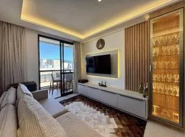 Oásis do Atlântico 402 A – Apartamento amplo em condomínio completo a apenas 5 minutos da Praia de Palmas