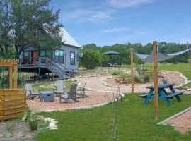 Arbor House of Dripping Springs - Safari House