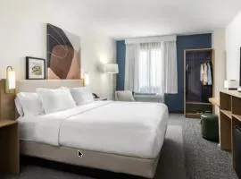 Spark by Hilton Charlotte Airport North