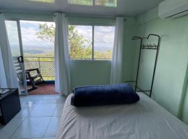 Cabaña de pareja inferior, Hotel in Palmera