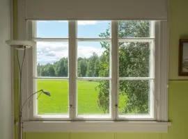 Historic countryside schoolhouse for gatherings, retreats and celebrations