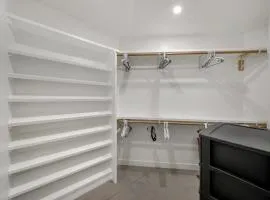 Sam Hughes, 3 BR 2 BA, Outdoor Living, Grill