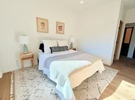 Private Hillside 2BR Suite Near Town