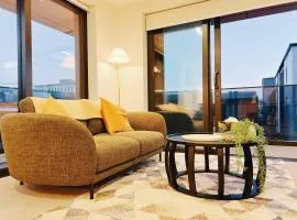 Te Kaha View Cozy New CBD 1BR