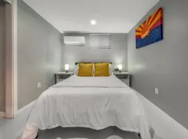Sam Hughes, Casita, 1 BD 1 BA, Shared Yard