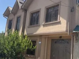 Bodomzor Family Hotel
