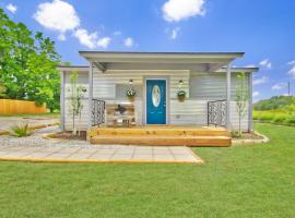 Blue Jay Getaway, hotell i Blanco