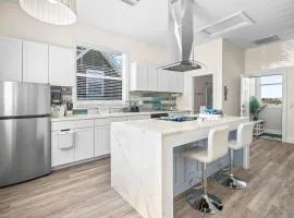 Costa 1BD Lake Condo - Paradise in a Beautiful Area