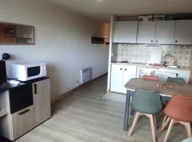 Studio au Cœur de la Station avec Wi-Fi Gratuit - FR-1-814-185