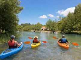 Downtown Bellaire Riverfront Loft w Deck