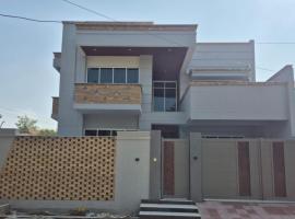 Regency Guest House Peshawar, hotel i Peshawar