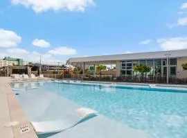 BrandNew Isla Verde Condo Near Beach, Airport-Pool - Solemare II