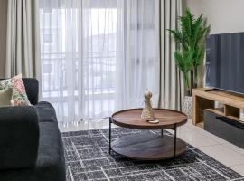 Sleek & Modern Blue Lake 1-Bed Retreat in Midrand, ξενοδοχείο σε Midrand