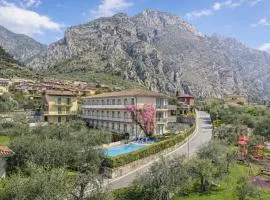 Hotel Garden NEW MANAGEMENT