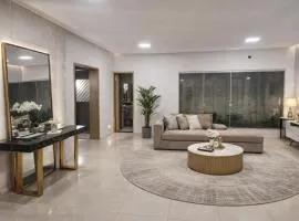 Casa com Piscina a 2km da Praia Araçagy