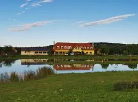 Alpesi Fogadó és Horgászturisztikai Központ