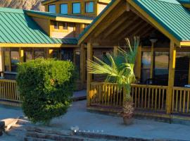 Pirate Cove Resort, Hotel in Needles