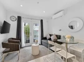 Entire NEW Cozy and Modern 2-storey HOUSE