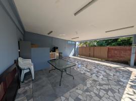 Humble Studio Faaa, Hotel in Faaa