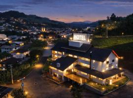 Hotel San Bernnardo, hotel em Salto