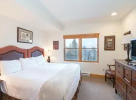 Bear Creek Lodge 312C Hotel Room