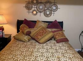 The Oasis, hotel a Clinton