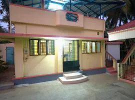 Pure Vegetarian Coconut Farm House Peaceful 2BRK Nature Retreat