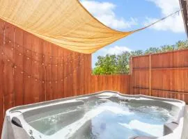 Urban Retreat at Coddiwomple Cottages