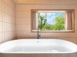 Gyeongju Hanokstay Hangbokhanzip