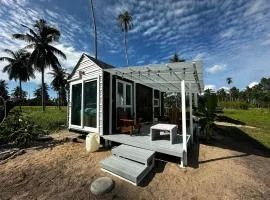 Beachfront Tiny House - Eden Pod with FREE Rowboat