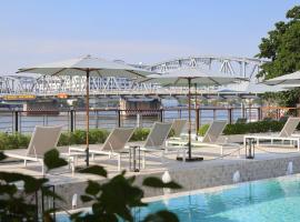 TARA Bangkok Riverside, hotel di Bangkok