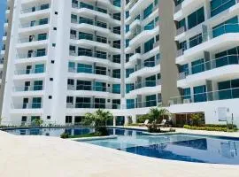 Apartamento Rodadero Sur - Gaira, con piscina y mar a una cuadra