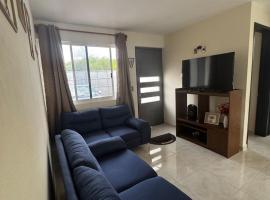 Casa Moderna en la Ruta del Queso y Vino: Tequisquiapan'da bir otel