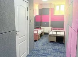 Hi Zuun Hostel