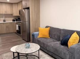 Cozy and comfortable, hotel din Calgary