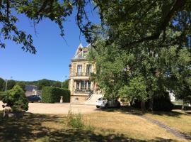 Hostellerie Du Parc, hotel v destinaci Liancourt